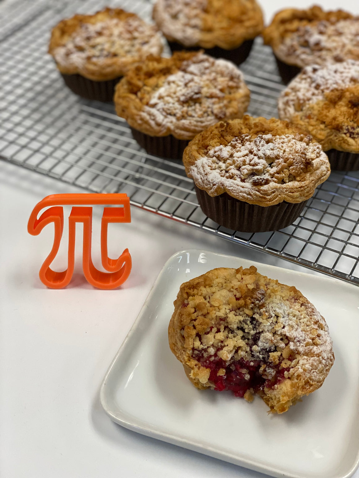 *** PI Day Special: Mixed Berry Crumb Pie